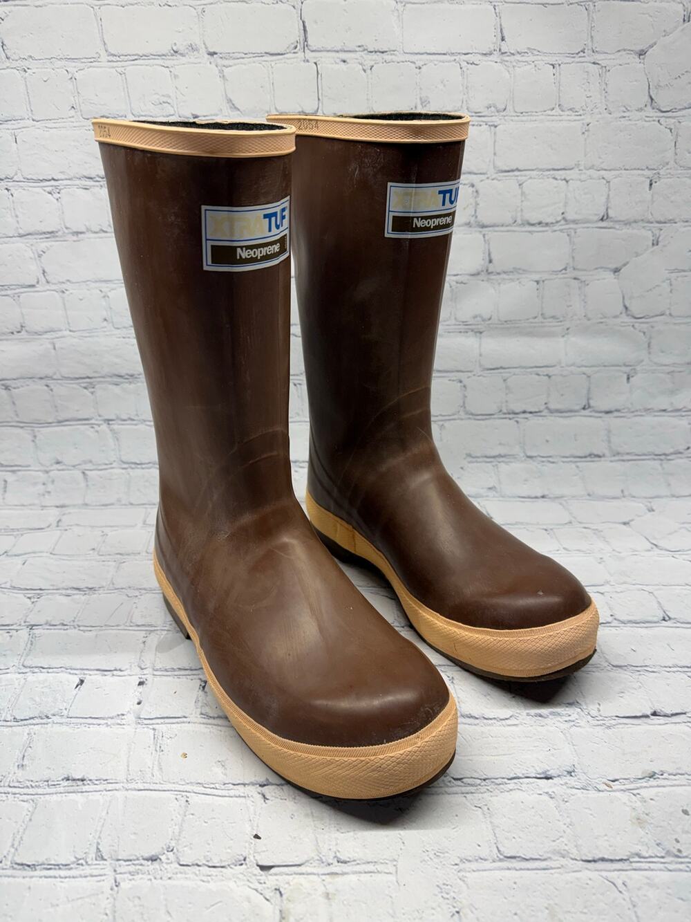 XTRATUF Legacy 15" Neoprene Brown Women's 6